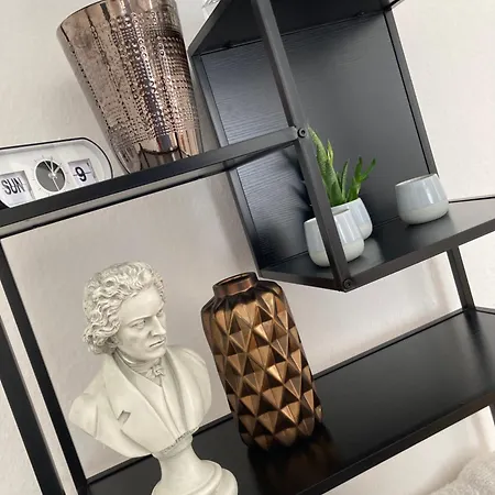 Sustainable Living - Haus Frieda Бонн